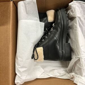 Bernardo Black Sherpa Tongue Lace Up Combat Boots 9.5